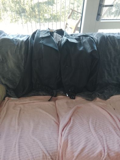 Brown leather jacket from Park by Coleen brand new