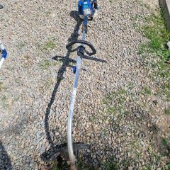 Hyundai power head with grass trimmer attachment