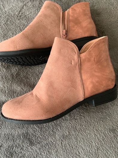 Boots size 6.5