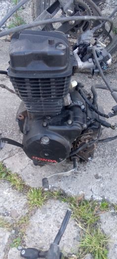 cb 125 f 2017@ ybr 125 2014 gs 500 parts