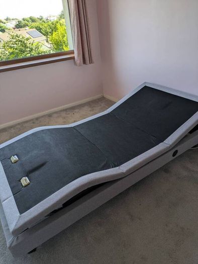 Thermopure electric single bed base