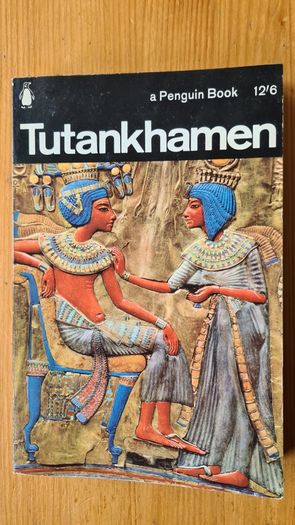 Tutankhamen. Penguin Book. VINTAGE FIRST EDITION 1965. Paperback In Good Condition.