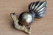 WWI Royal Artillery Ubique Cap Badge
