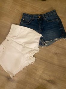 2 pairs of Shorts 10e for the set