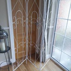 Room divider