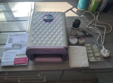 Silver Crest Nail Studio Set