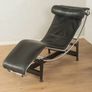 LC4 Le Corbusier Chaise Longue Image 2