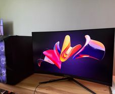 MSI 32 inch monitor