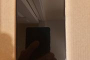 Samsung Mobile Phone, Unknown Model, Not Powering on, Battery seems swollen, for parts or repair, excellent cosmetic condition