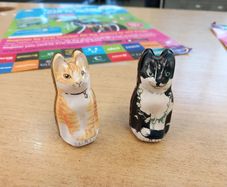 Vintage sweets Tins Hunky Dory 1986 Dana Kubick Kitty Cat Mouse fish flowers Tins Container Made in England vintage  cats