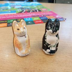 Vintage sweets Tins Hunky Dory 1986 Dana Kubick Kitty Cat Mouse fish flowers Tins Container Made in England vintage  cats