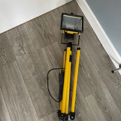 Single Head Halogen Work Light Telescopic