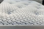 2000 Pocket spring mattresses free delivery