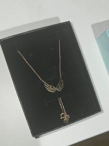 8kt Gold Necklace with 8kt Angel wings