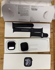 Apple Watch Series 11 42mm Jet Black Al Black SB S/M GPS