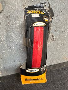 Continental Grand Prix 4000 (RED)