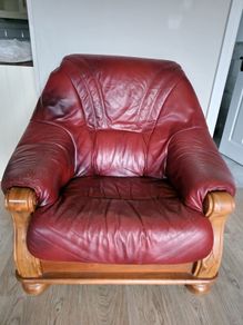 Dutch style leather three piece sofa