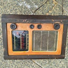 Vintage Cossor Valve Radio