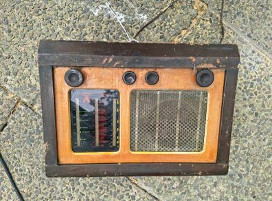 Vintage Cossor Valve Radio