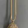18 ct gold ladies necklace and pendant Image 2