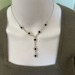 silver tone necklace