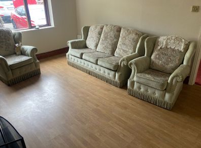Suite - 3 piece- Nice quality