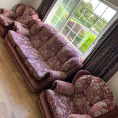 Sofa & 2 Singles (Free)