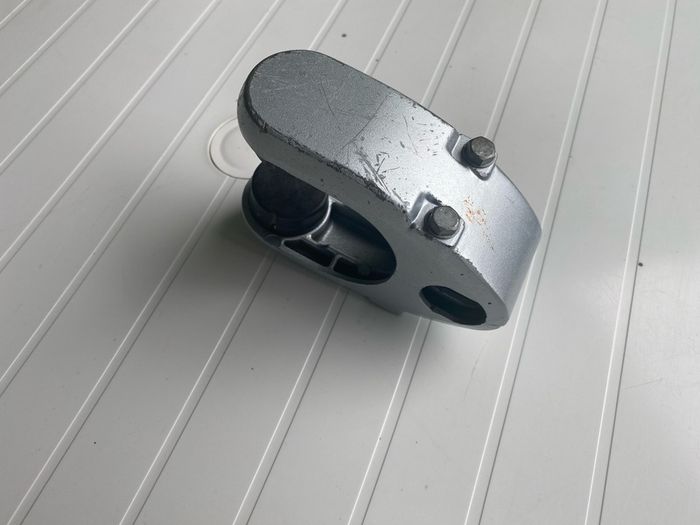 Honda BF5 5hp Outboard Leg Mounts