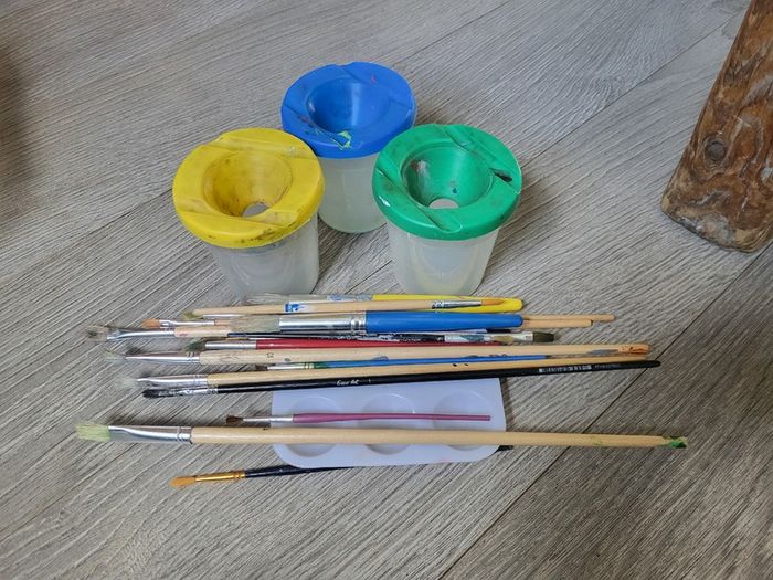 Childrens Paint, pots and brushes