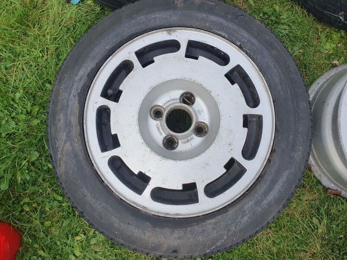 14" Pirelli 9 P Slots wheels