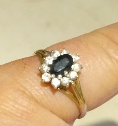 Vintage 9 ct Gold Sapphire and Cubic Zirconia ring