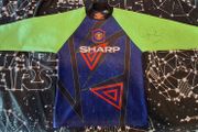 Handsigned Peter Schmeichel Manchester United 1994-96 goalkeeper jersey