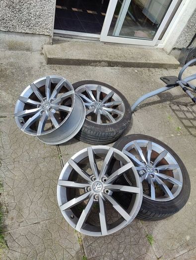 18" genuine VW alloys