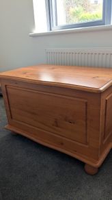 Blanket box
