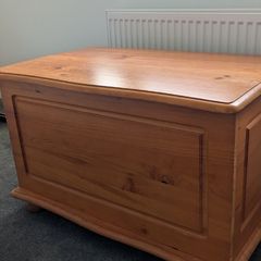 Blanket box