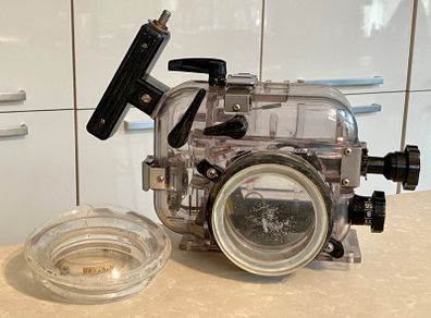 Vintage Ikelite Underwater SLR Camera Housing