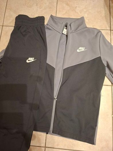 Nike / Addidas boys clothes 11-12 yrs