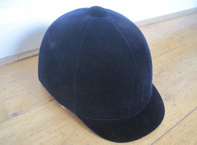 Childs equestrian hard hat, 54cm