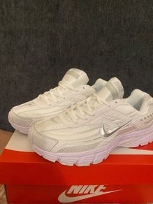 Nike initiator