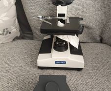 OMAX M837L Trinocular Microscope