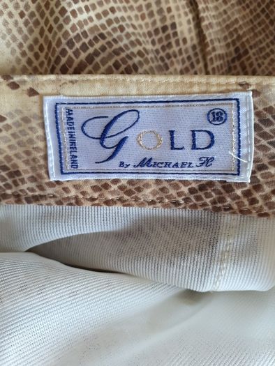 Cream Snakeskin Design skirt from GOLD by Michael H size 18