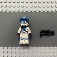lego star wars sw1247 Clone Heavy Trooper, 501st Legion (Phase 2) minifigure- White Arms, Blue Visor, Backpack, Nougat Head, Helmet with Holes