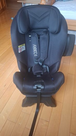 Axkid Move car seat