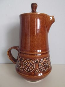 Coffee pot, Ulster ceramics, pottery coffee pot