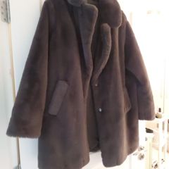 Super soft grey faux fur jacket from New Look  size 16-18