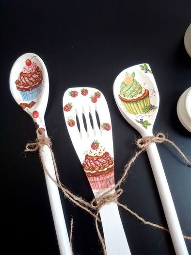 Set Of 3 Decorative Kitchen Utensils in the Jar