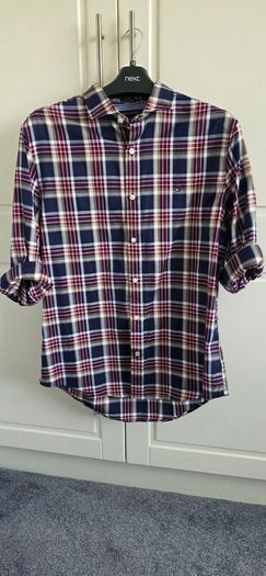 New Tommy Hilfiger Shirt