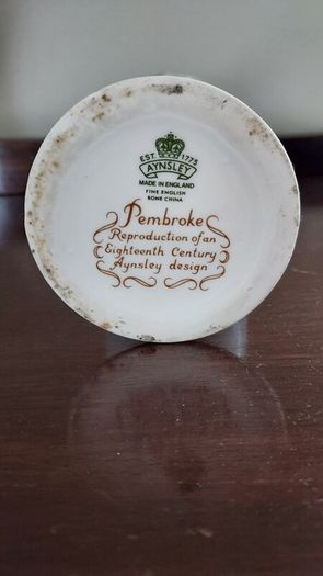 Aynsley Pembroke vase
