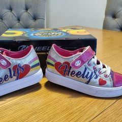 heelys skates size 11uk
