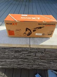MAXXT Concrete Sander
